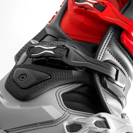 Gaerne SG22 GOR-TEX ENDURO RED / BLACK / GRAY