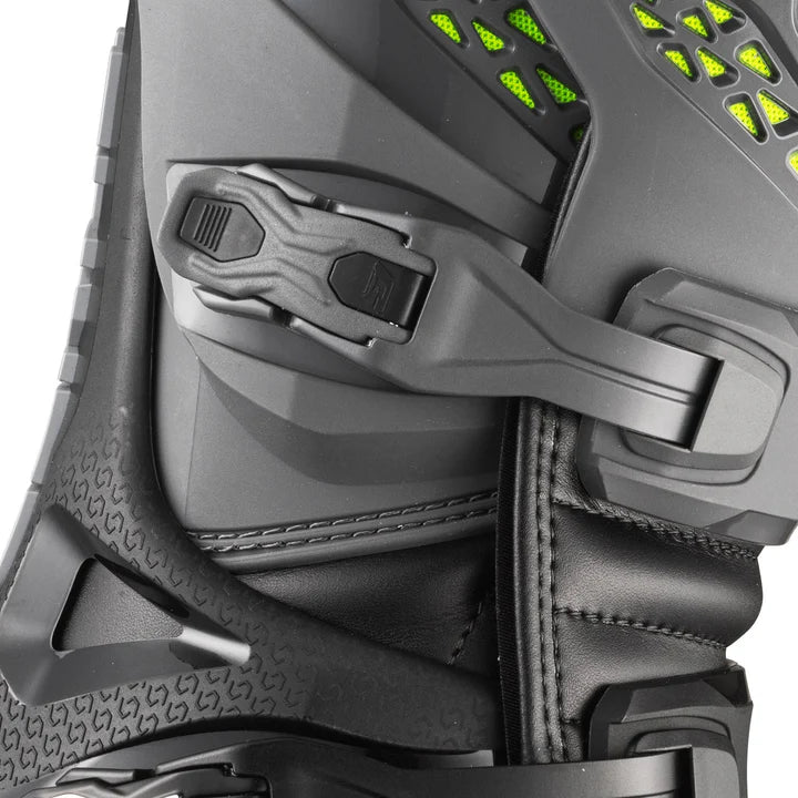 Load image into Gallery viewer, Gaerne SG22 GOR-TEX ENDURO ANTHRACITE BLACK
